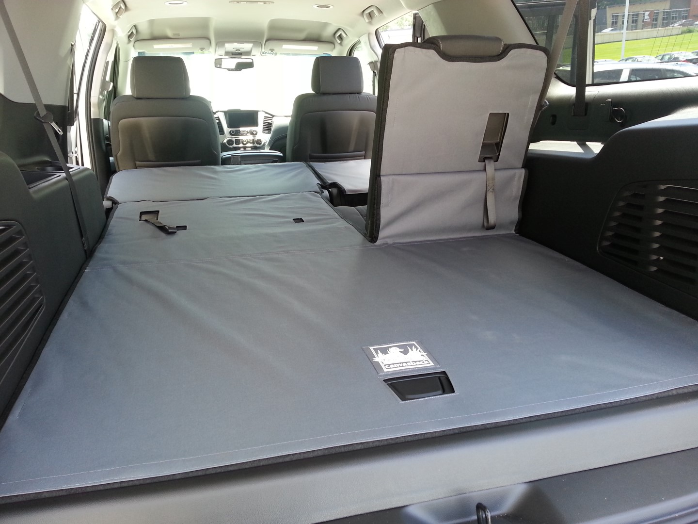 2019 suburban cargo mat