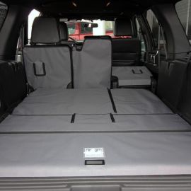 Lincoln Navigator EL Cargo Liners